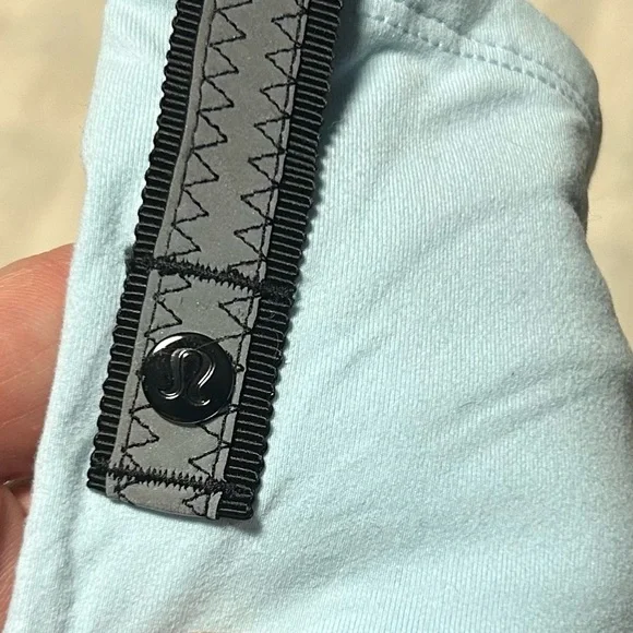 Lululemon vinyasa scarf - Picture 4 of 4